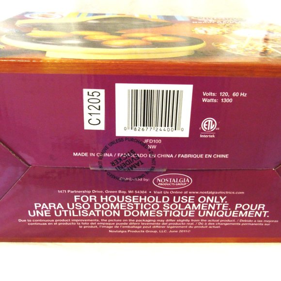 Nostalgia Kitchen Nostalgia Cake Pop And Donut Hole Bakery Poshmark